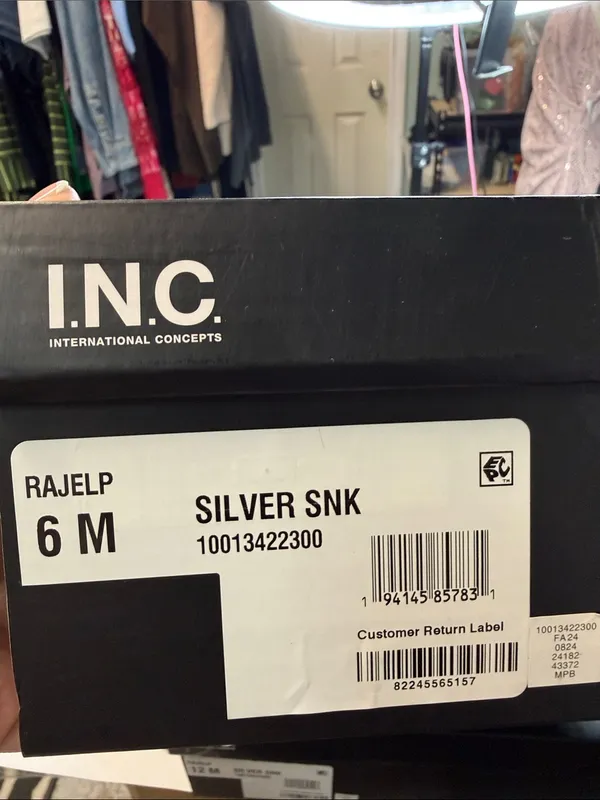 I.N.C. International Concepts Women's Rajel Knee High Boots Size 6M - Image 3