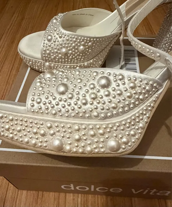 Dolce Vita Pandro Pearl True White Satin Heels - Image 10