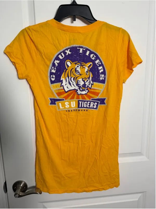 My U Yellow LSU Tigers Short Sleeve V-Neck Tee L - Image 2