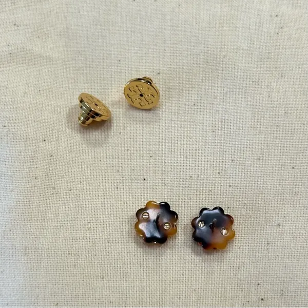 Tory Burch Signature Logo Flower Resin Stud Earrings - Image 2