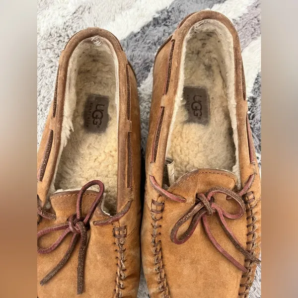 Ugg size 7 moccasins - Image 6
