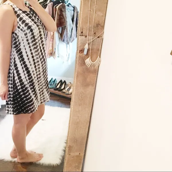 Hot & Delicious large tie die shift lounge dress - Image 2