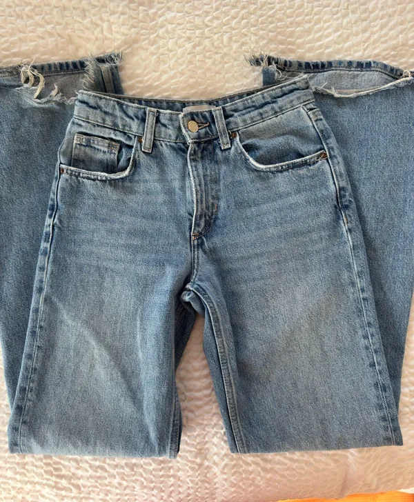 ZARA Wide-Leg Jeans - Image 2