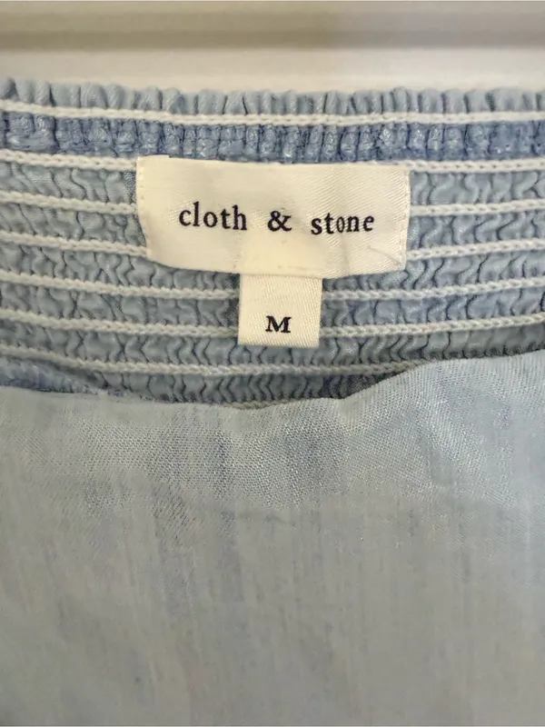 Cloth & Stone Light Blue Peasant Top Puff Sleeve size Medium - Image 3