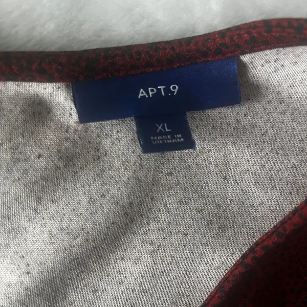 Women's XL Apt 9 Burgundy Animal Print‎ V-Neck Dress - Image 4