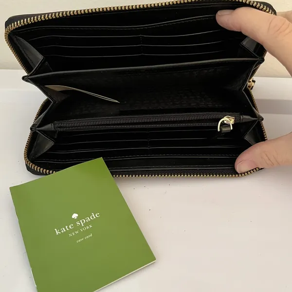 Kate Spade‎ Zip Around Organizer Clutch Wallet Navy and Cream Stripe— Color Flaw - Image 5