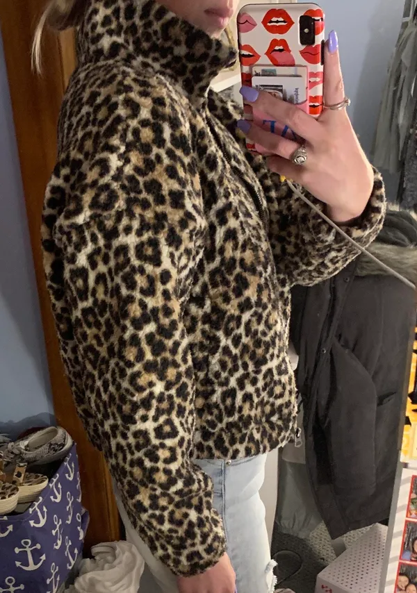 American Eagle Fleece Cheetah Jacket - Image 2
