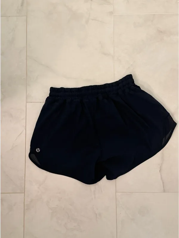 Lululemon hotty hot shorts 4” navy size 4 - Image 2