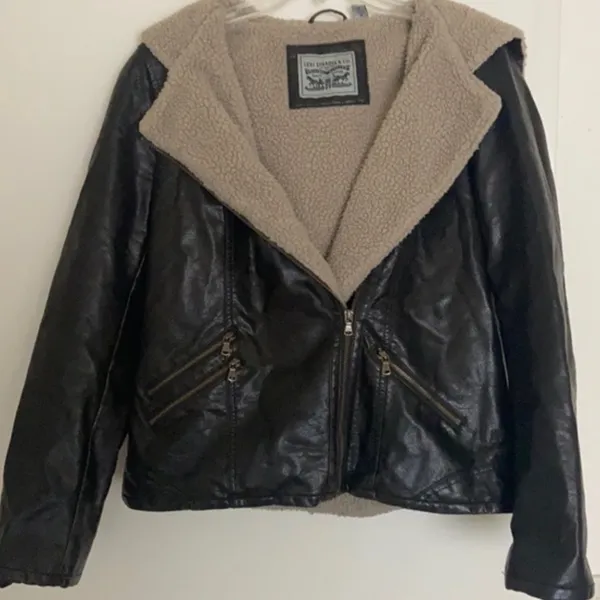 Levi's Faux Leather Bomber Jacket - Image 4