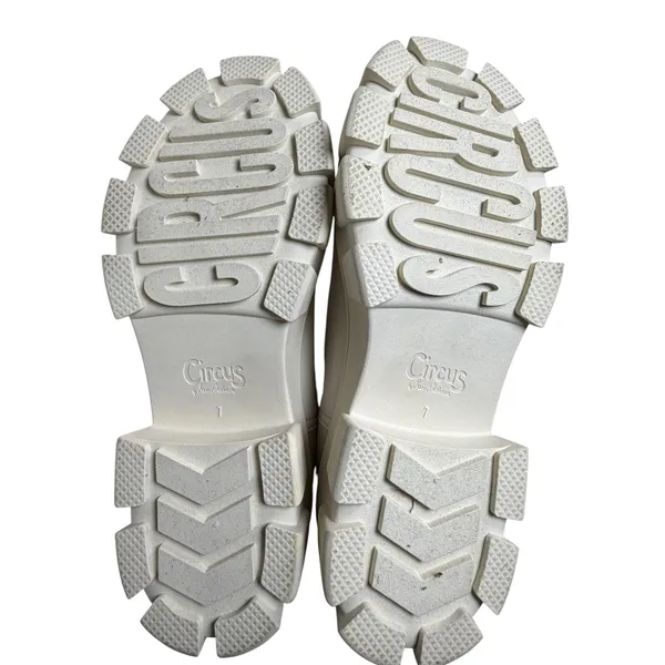 Circus by Sam Edelman Platform White Lug Sole Chelsea Boots Women's‎ size 7 - Image 5