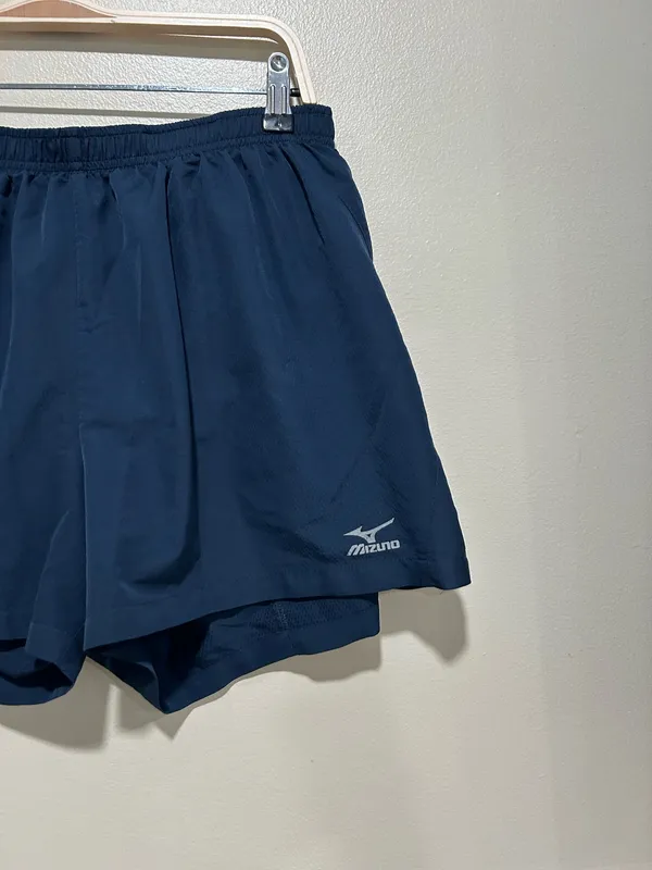 Mizuno XL blue shorts - Image 3