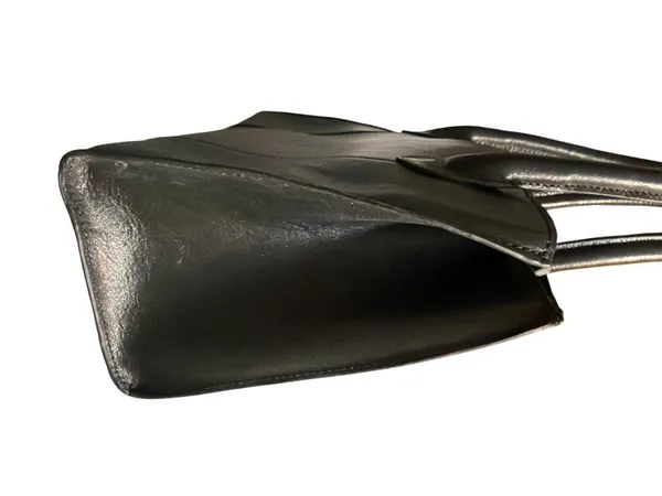 Vintage Wilsons Leather Black Shoulder Bag Magnetic Front Pocket Double Handles - Image 4