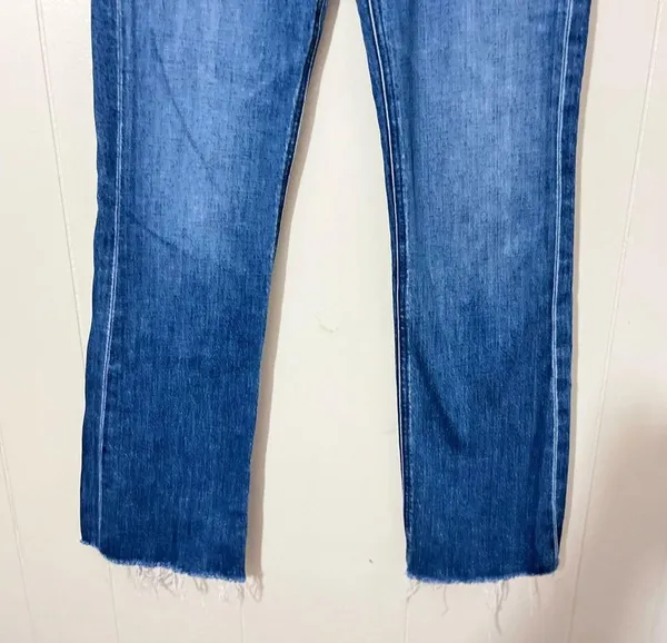 MOTHER The Tripper Ankle Fray Jeans in Nature Touch Base Blue Size 25 - Image 3