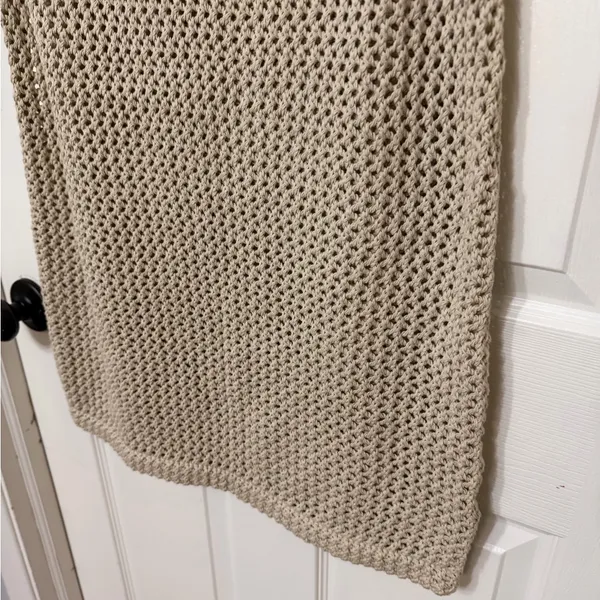 TNA‎ x ARITZIA dundas open knit sweater vest tan size large - Image 5