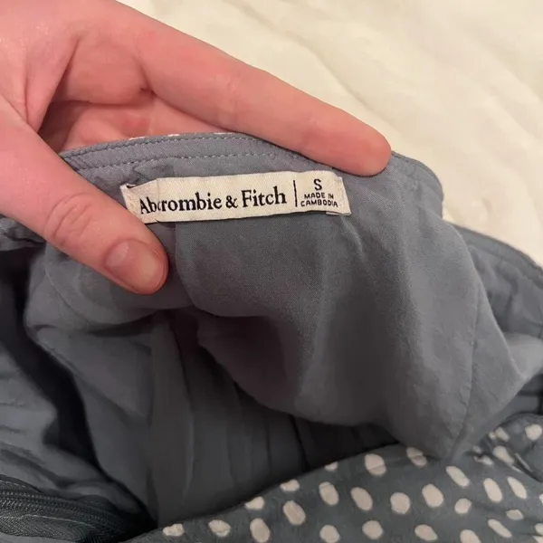 Abercrombie & Fitch Polkadot Midi Skirt ruched slit - Image 7