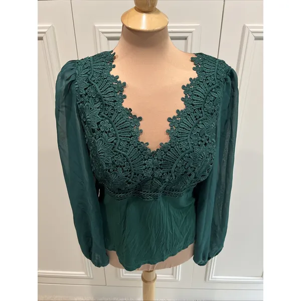 Boston Proper Scallop Lace Long Sleeve Top Fairy Holiday Peasant - Image 2