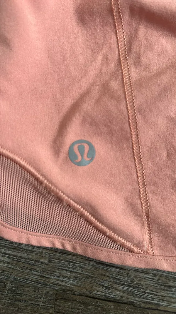 Dusty Pink Lululemon Shorts Hotty Hot 2” tall - Image 4