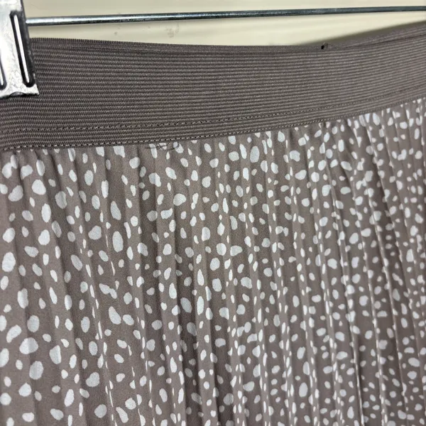 Vince Camuto Love Me Dot Women's‎ Size Large Pleated Midi Skirt Feminine Flowy - Image 2