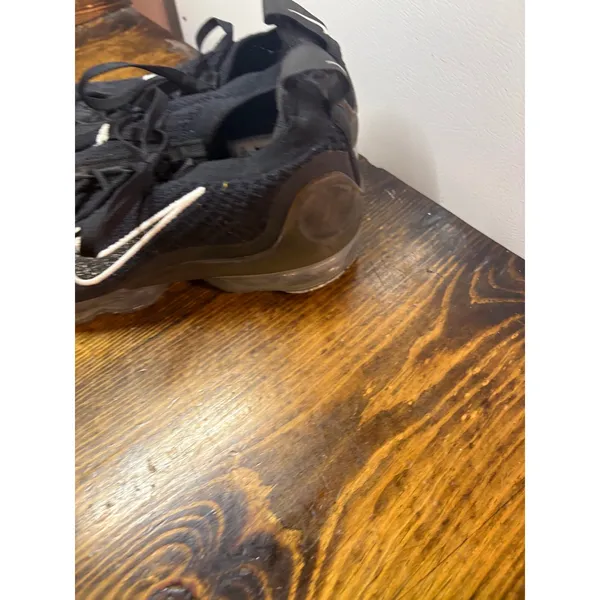 Nike Black Vapor Max‎ Sneakers Size 7.5 - Image 5