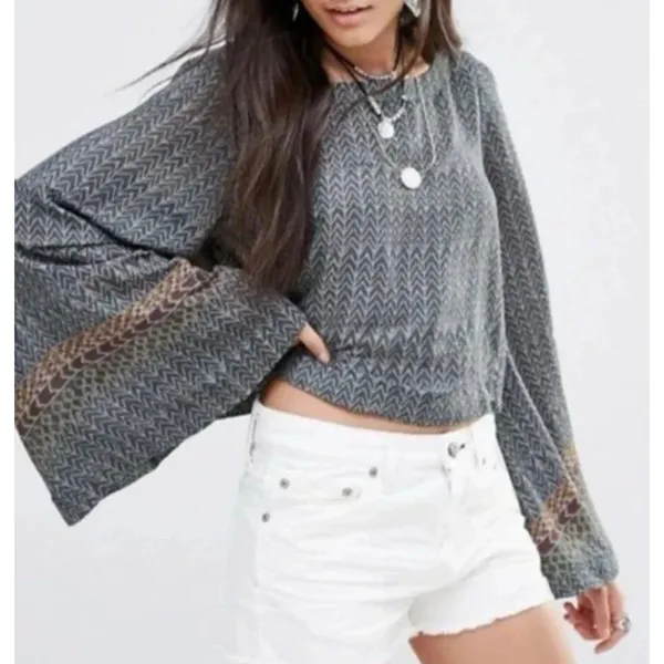 Free People Stars Align Sage Green Bell Sleeves Crop Blouse M Boho Festival Sz M - Image 2
