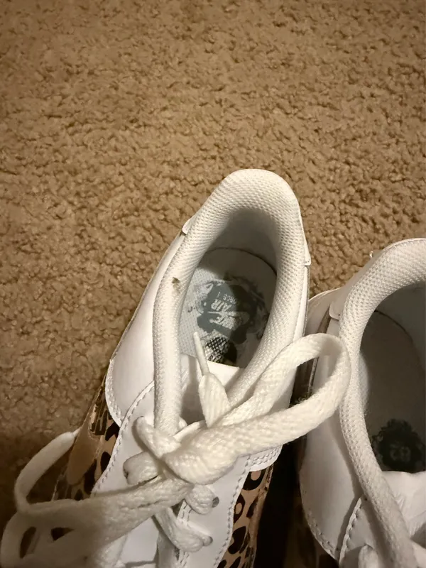 Sneakers White Size 7 - Image 3