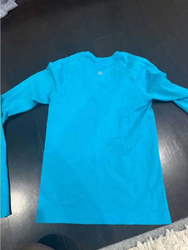 Lululemon Swiftly Tech Long Sleeve - Image 2
