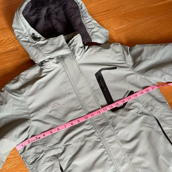 Moerdeng Women’s M Mint Green Waterproof Ski Snow Jacket Hooded Winter Coat NWT - Image 10