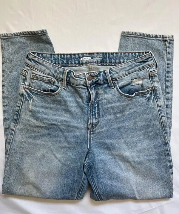 Old Navy Power Straight High Rise Distressed Denim Size 12 - Image 5