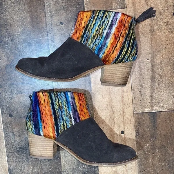 Toms ankle boots booties yarn embellished boho 7.5 brown‎ leather suede Leila - Image 4