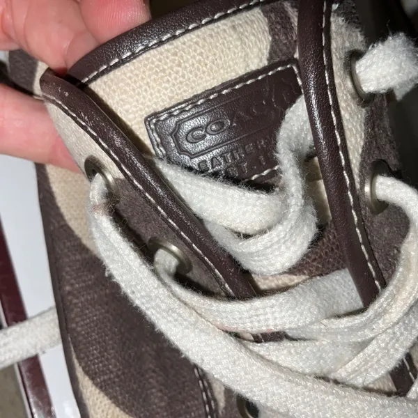 COACH Dalia Signature Sneaker Trainers Size 9 M Medium with original box - Image 5