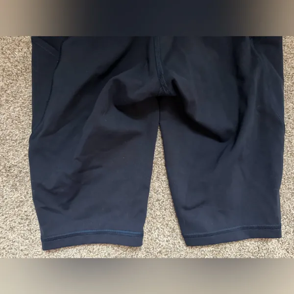 Lululemon Invigorate High-Rise Short 10" in True Navy Blue Size 4 Biker Short - Image 11