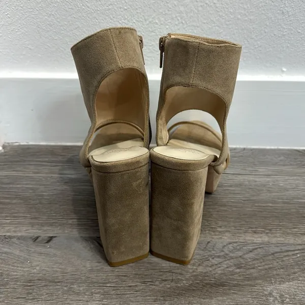 oasis society Chunky Heel Tan Size 7.5 - Image 4