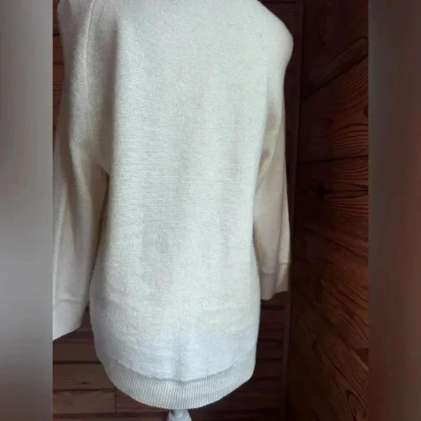 J.crew relaxed merino wool blend crewneck cable cream sweater size small - Image 5