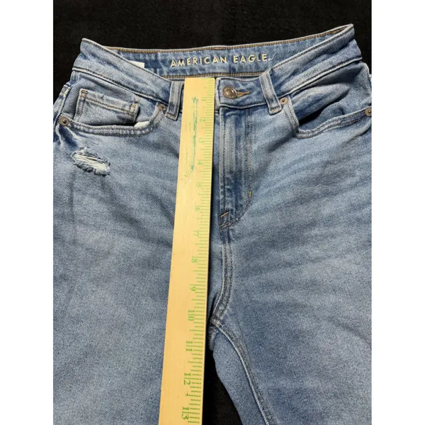 American Eagle Outfitters Womens Mom Jeans‎ Light Wash Distressed High Rise Size - Image 4