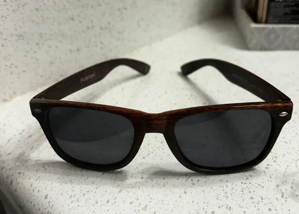 Shady Rays Sunglasses - Image 2