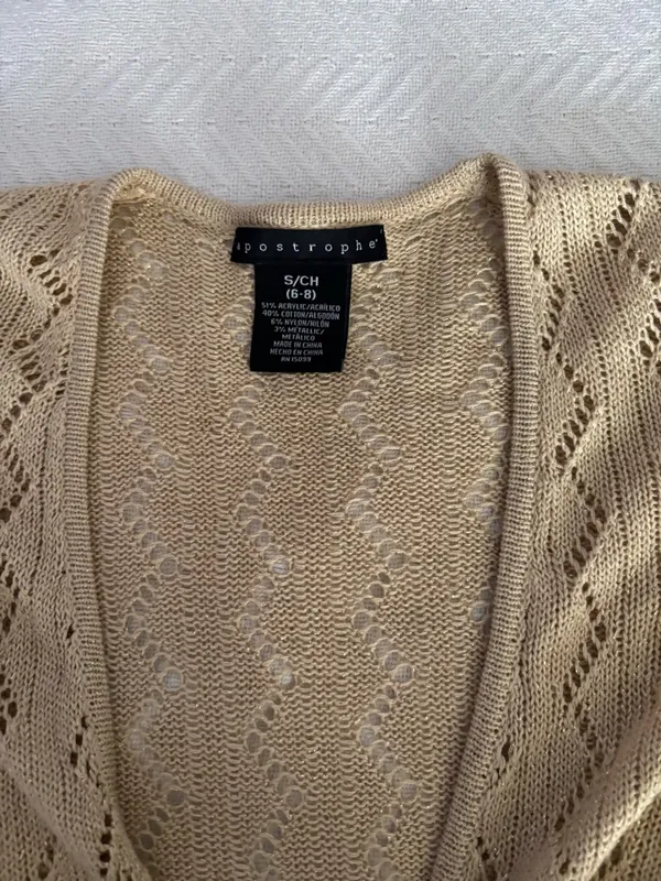 NWT Apostrophe knit cropped sweater size small - Image 2