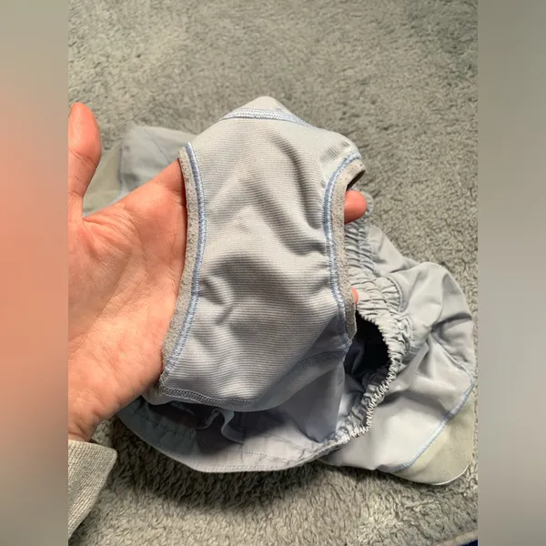 Lululemon light blue shorts 4 reg - Image 7
