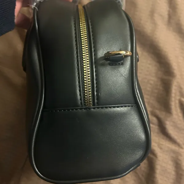 London Fog Black satchel - Image 3