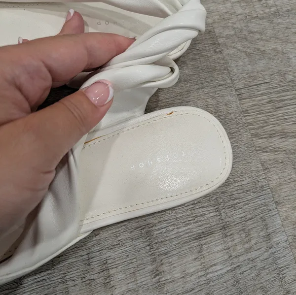 Topshop White Slingbacks Size 37 - Image 4