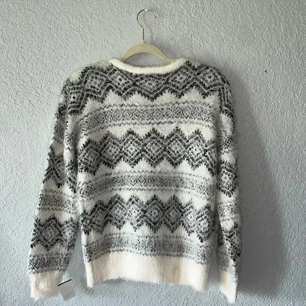 New cozy xs sweater cliche brand fuzzy‎ soft comfortable pattern sweater winter - Image 2
