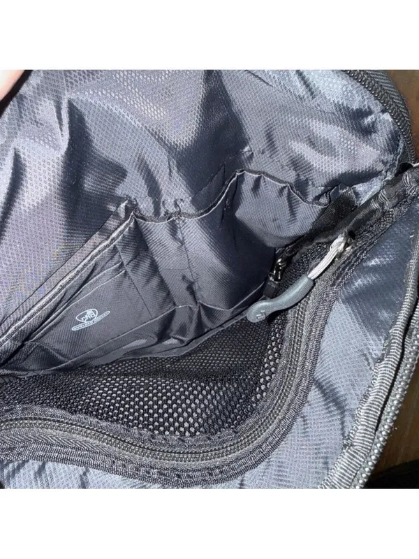 Travelon Anti Theft Medium Crossbody Bag Black - Image 5