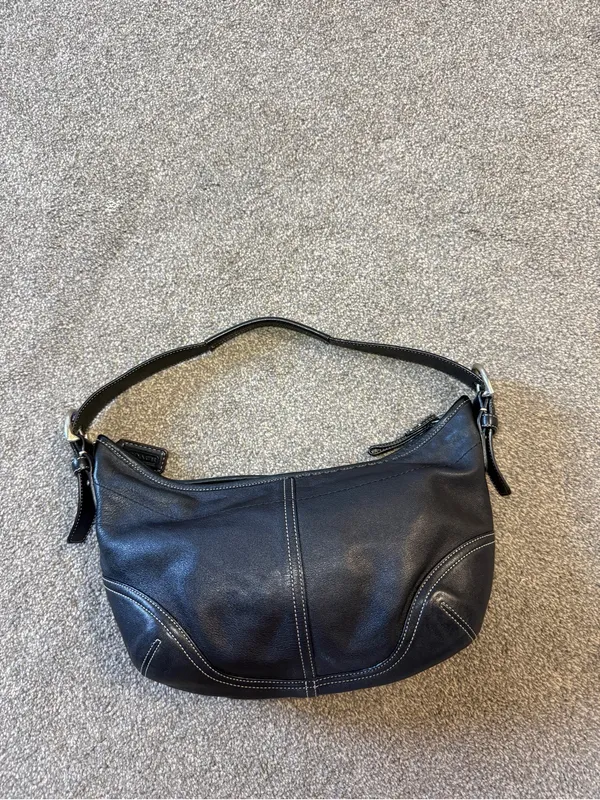 Vintage Coach Soho Hobo Bag Black Leather Style 9464 y2k style - Image 2