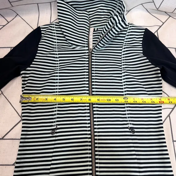 Lululemon Full‎ Zip Stripe Jacket Mint Black Funnel Neck Track Top Womens Size 4 - Image 6