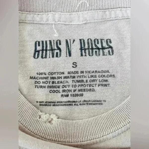 Urban Outfitters Guns N' Roses Samurai T-Shirt Size Small NWOT $40 - Image 7