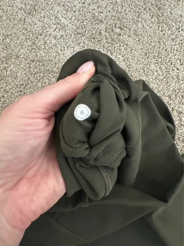Lululemon Wunder Under - Image 4