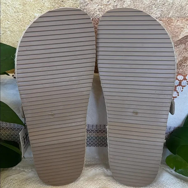 NEW Haute Hippie Aria 100% Suede Buckle Espadrille Tan Slip-On Mule Clogs US 9.5 - Image 4