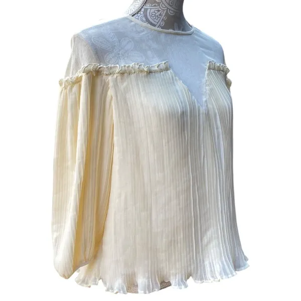 Topshop Boho Feminine Fairy Romantic Cream Pastel Pleated Sheer Neckline Blouse Size 8 - Image 3