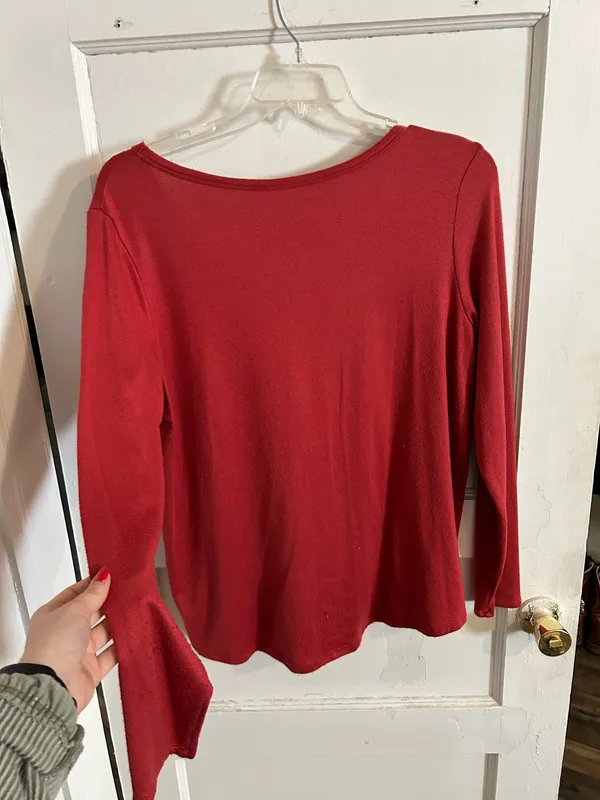 American Eagle Top Red V-Neck  - Image 2