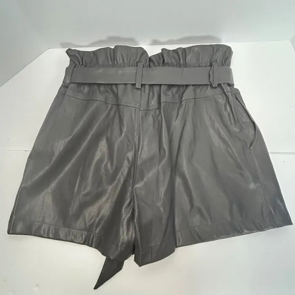 Easel Los Angeles Gray Black Faux Leather Paperbag Waist Shorts Tie Belt Large‎ - Image 7