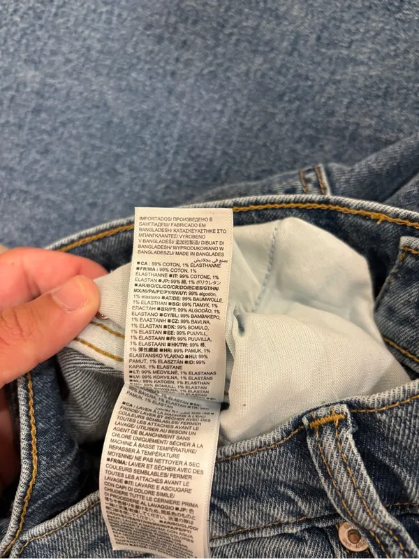 Gap Barrel Jeans Size 4 - Image 3